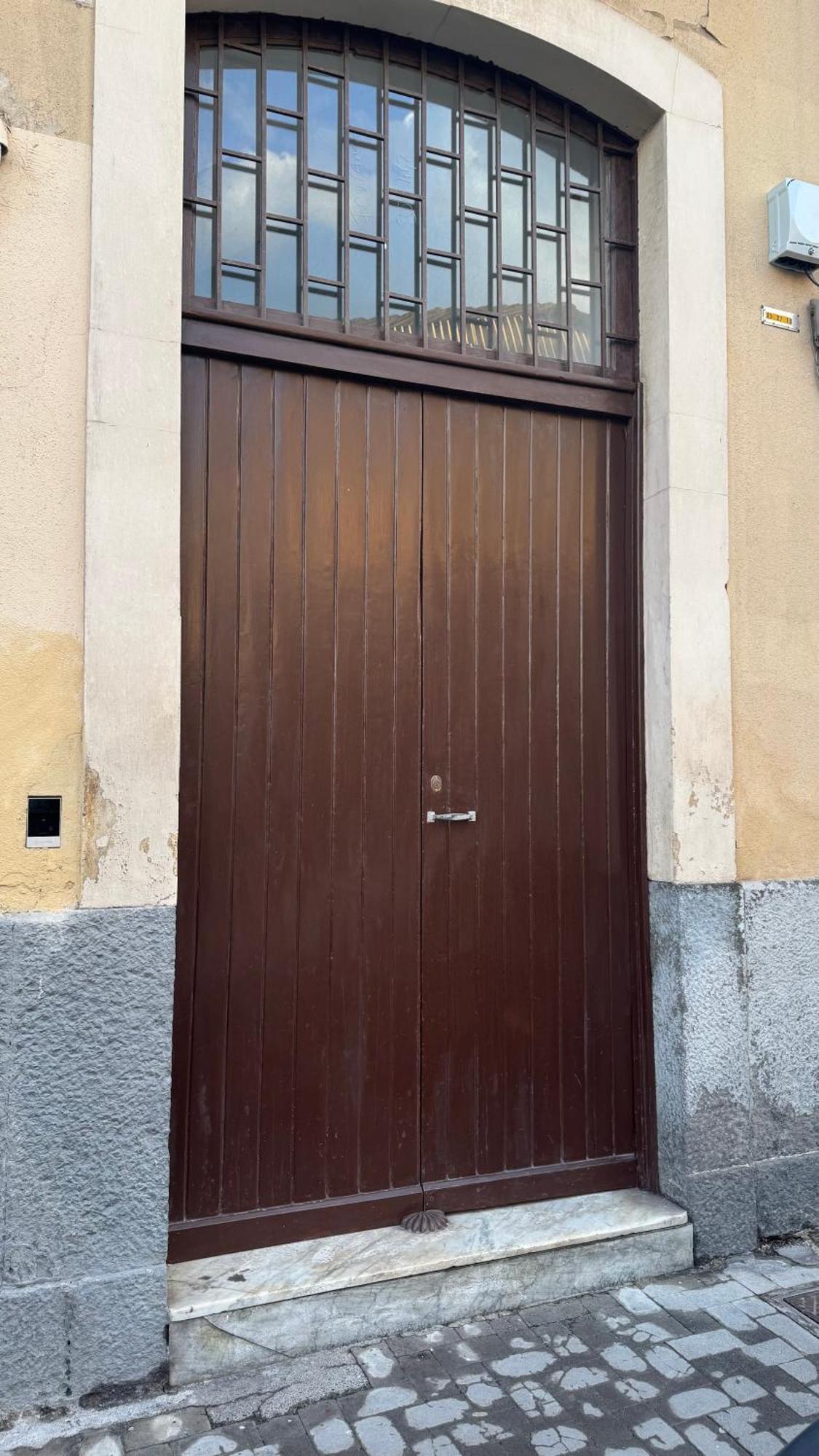 Lorenzo'S House Catania City Centre - Comfortable Large Apartment With 2 Bedrooms And 2 Baths, Close To Trains, Metro And Bus Station Ngoại thất bức ảnh